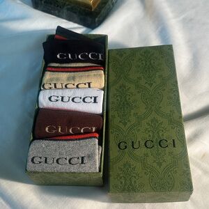 5 pair of socks 🧦